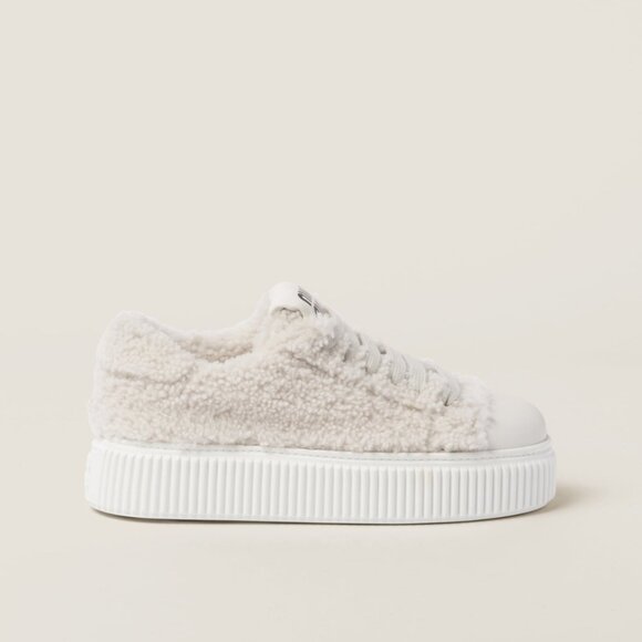NWT Miu Miu Low Top Sneakers White Shearling Lace Up Sz 35.5 - Picture 2 of 11